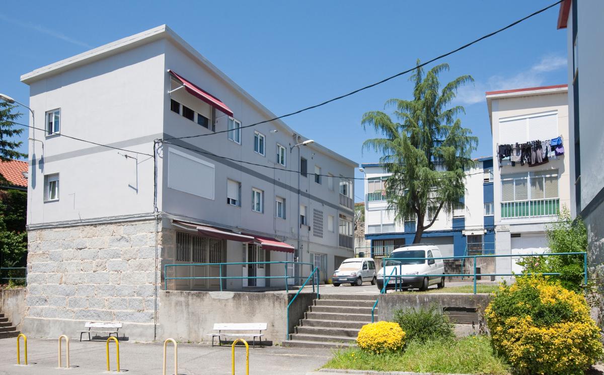 Barrios Serra de San Mamede, Cruceiro Quebrado e A Inmaculada (Ourense)